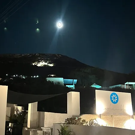 Aeolian Blu 1 * Páros